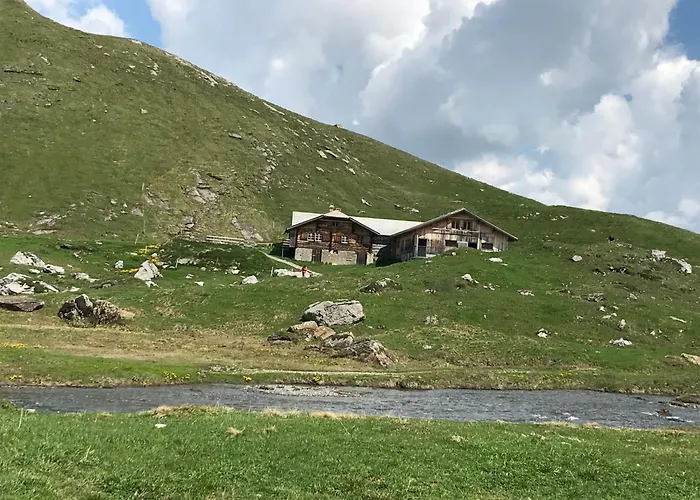 בית נופש Sennhuette By Interhome אדלבודן